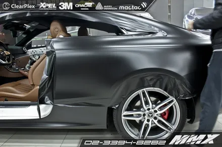벤츠 E220d 전체랩핑 에이버리슈프림 사틴블랙! / 성동구 용답동