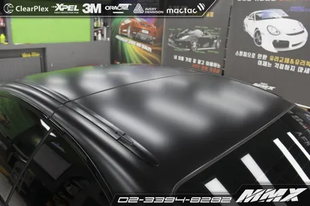 BMW M4 캐릭터라인을 살려주는 사틴블랙 전체랩핑 / 성동구 용답동