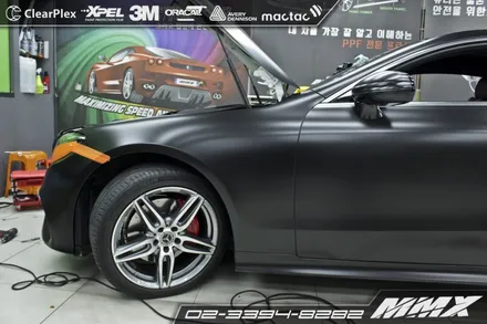 벤츠 E220d 전체랩핑 에이버리슈프림 사틴블랙! / 성동구 용답동