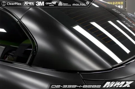 BMW M4 캐릭터라인을 살려주는 사틴블랙 전체랩핑 / 성동구 용답동