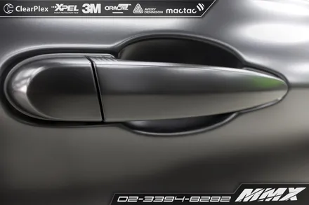 BMW M4 캐릭터라인을 살려주는 사틴블랙 전체랩핑 / 성동구 용답동
