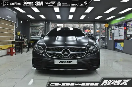 벤츠 E220d 전체랩핑 에이버리슈프림 사틴블랙! / 성동구 용답동