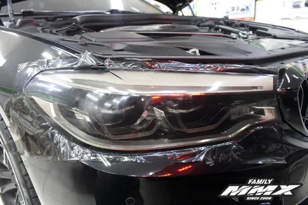 BMW 520D 라이트필름, 그릴랩핑. 조그만 변화로 분위기를 바꿔보세요~ / 성동구 용답동
