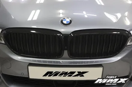 BMW 520d 드레스업 : 라이트필름, 그릴랩핑 / 성동구 용답동