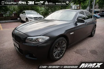 BMW 550d 전체랩핑 에이버리데니슨 사틴블랙 mmx / 성동구 용답동