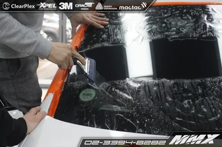 BMW X4 유리보호필름 클리어플렉스 MMX / 성동구 용답동