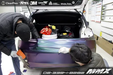 BMW 118d 카멜레온 랩핑 에이버리 컬러플로우 라이트닝 릿지 / 성동구 용답동