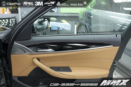 BMW 530i 실내랩핑 시공. / 성동구 용답동