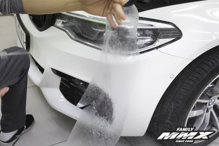 BMW 520d 신차 출고와 동시에 하기 좋은 경미한 튜닝 모음~ [그릴랩핑][루프스킨][라이트필름][PPF][MMX] / 성동구 용답동