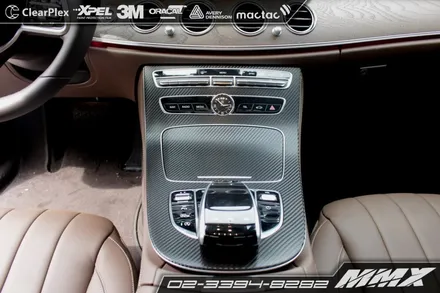 벤츠 E220d 익스클루시브 실내랩핑 카본으로 예쁜 모습을 유지하세요 / 성동구 용답동