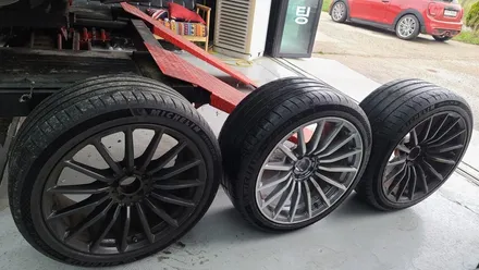 벤츠 AMG GT 휠 복원 휠도색 사고 수리 보험접수 아산 배방 탕정 천안