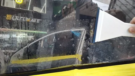 아산 니로 썬팅 재시공, 기존 필름 제거부터 꼼꼼하게