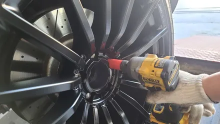 벤츠 AMG GT 휠 복원 휠도색 사고 수리 보험접수 아산 배방 탕정 천안