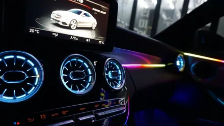 벤츠 C 클래스 쿠페 LED 송풍구 무빙 앰비언트 아산 배방 천안 종합선물세트