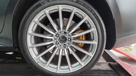 벤츠 AMG GT 휠 복원 휠도색 사고 수리 보험접수 아산 배방 탕정 천안