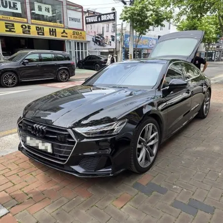 아우디 A7 4K 차량에 S7 룩 리어디퓨져 머플러팁 작업