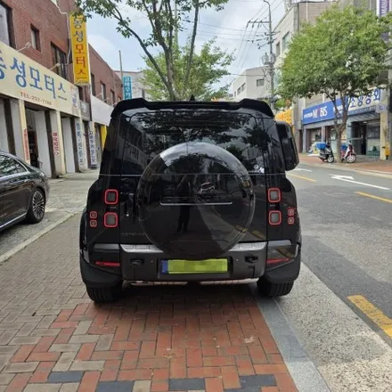 [디펜더 바디킷 작업] 랜드로버 디펜더 유광 블랙 바디킷 작업