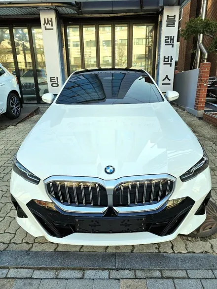 인천 신차패키지 BMW 520i 스미스클럽 베가 썬팅 시공