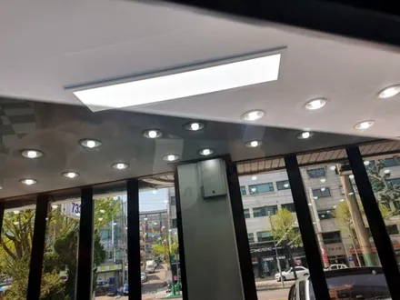 인천 카니발 4세대 글라스틴트 선셋 썬팅 시공