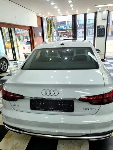 인천 신차패키지 아우디 A4 스미스클럽 플럭스 썬팅