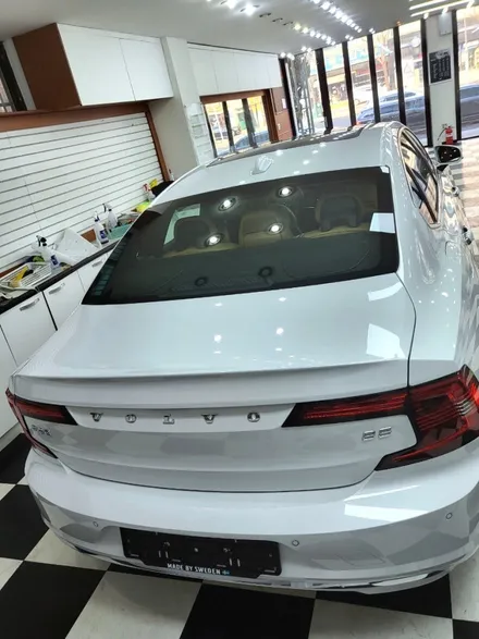 인천 신차패키지 볼보 S90 솔라가드프리미엄 퀀텀 썬팅 시공