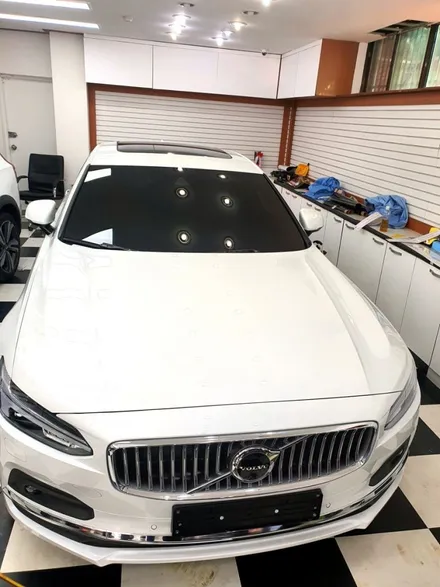인천 신차패키지 볼보 S90 후퍼옵틱 GK 썬팅 시공
