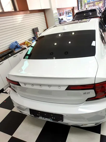 인천 신차패키지 볼보 S90 후퍼옵틱 GK 썬팅 시공