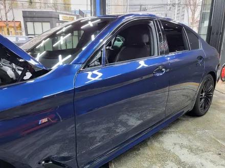 락그레이랩핑 BMW530i 세련된 느낌을 원한다면:) / 광주 서구