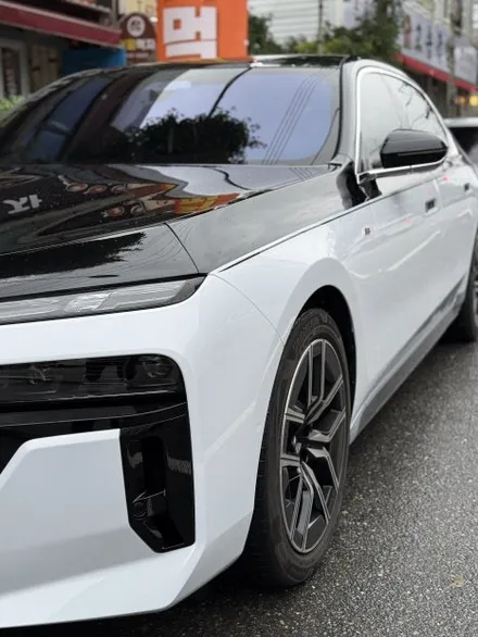 광주 랩핑 BMW 7시리즈 투톤 블랙&화이트 시공후기