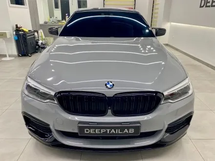 식사동, BMW G30 530i M 스포츠 오토 벨벳 나르도 그레이 고광택 전체랩핑 / 고양시 덕양구 도내동