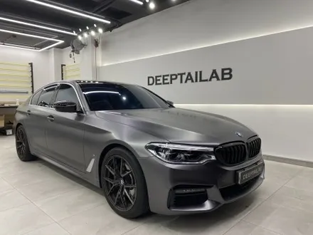 고양 랩핑, BMW G30 530i M 스포츠 세단 3m 사틴 다크 그레이 전체랩핑 / 고양시 덕양구 도내동