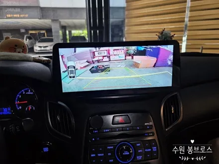 제네시스쿠페. 카나로 12.3인치 안드로이드올인원, AHD후방카메라 장착시공 - 수원 봉브로스