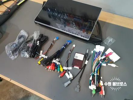아반떼AD Navifly M700S 13인치 안드로이드올인원 작업 - 수원 봉브로스