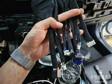 K5 DL3 카나로X플러스 10인치 안드로이드올인원, AHD 후방카메라교체작업 - 수원 봉브로스