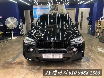 실내랩핑으로 새로운 분위기가 가능합니다 장기동랩핑 BMW X5랩핑 / 김포시 마산동