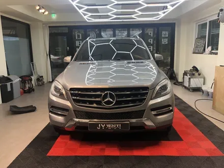 벤츠 ML350 크레파스냄새제거 독일차 크레파스냄새제거 / 김포시 마산동