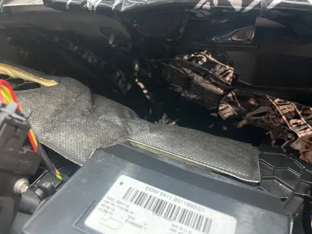BMW 크레파스 냄새 제거 F바디 3시리즈 확실한 효과 냄새의 원인을 삭제해버림. 용인 수원 의왕 / 김포시 마산동