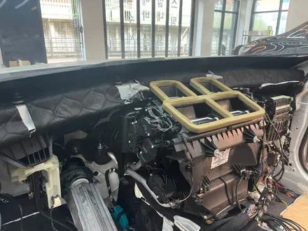 BMW 크레파스 냄새 제거 F바디 3시리즈 확실한 효과 냄새의 원인을 삭제해버림. 용인 수원 의왕 / 김포시 마산동