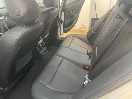 BMW 크레파스 냄새 제거 F바디 3시리즈 확실한 효과 냄새의 원인을 삭제해버림. 용인 수원 의왕 / 김포시 마산동