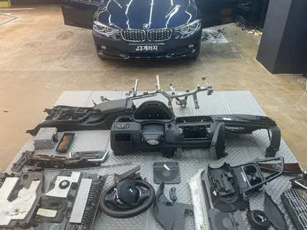 BMW 3시리즈 F바디 크레파스냄새제거 전문점! 기술 교육, 전수받을 수 있는 곳 김포 제이쓰리 게러지 / 김포시 마산동