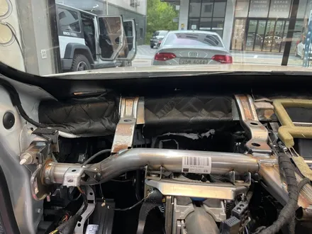 BMW 크레파스 냄새 제거 F바디 320d 까지 왔네요. / 김포시 마산동