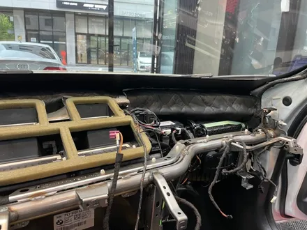 BMW 크레파스 냄새 제거 F바디 320d 까지 왔네요. / 김포시 마산동