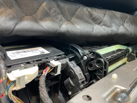 BMW 크레파스 냄새 제거 F바디 320d 까지 왔네요. / 김포시 마산동