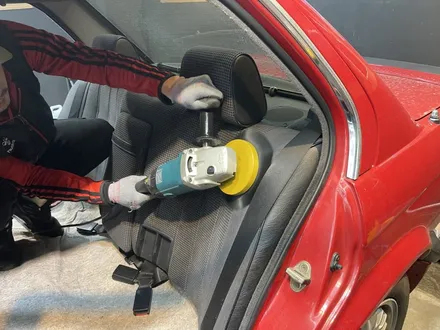 올드카 실내크리닝 전문 BMW e30 89년식 크레파스 냄새 제거 / 김포시 마산동