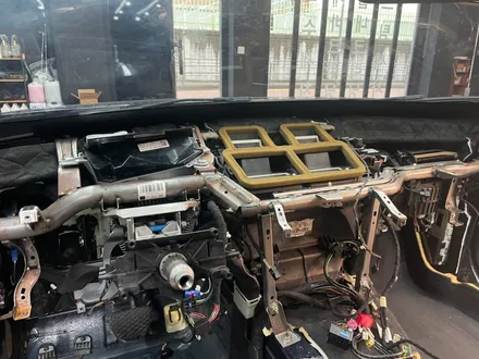 BMW 3시리즈 F바디 크레파스냄새제거 전문점! 기술 교육, 전수받을 수 있는 곳 김포 제이쓰리 게러지 / 김포시 마산동