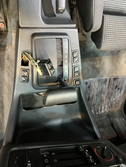 올드카 실내크리닝 전문 BMW e30 89년식 크레파스 냄새 제거 / 김포시 마산동