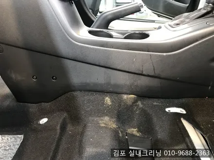 김포장기동 우유쏟은 차량 실내크리닝으로 말끔히 해결 / 김포시 마산동
