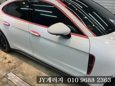 포르쉐 파나메라4 광택 유리막코팅으로 새단장!! 김포광택 김포유리막코팅 / 김포시 마산동