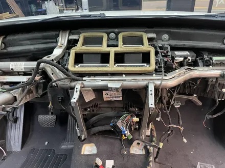BMW 3시리즈 F30 크레파스 냄새 제거 에바크리닝 김포 일산 인천 / 김포시 마산동