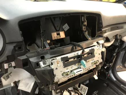 벤츠 ML350 크레파스냄새제거 독일차 크레파스냄새제거 / 김포시 마산동